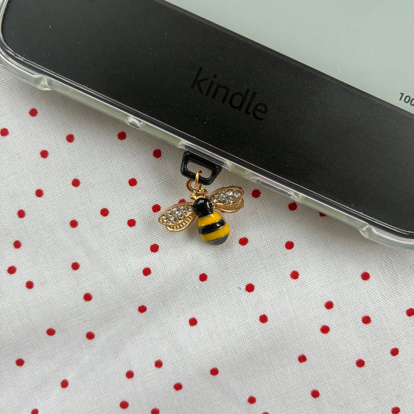 Kindle charm - Bee