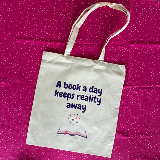 Canvas bag ‘A book a day keeps reality away’